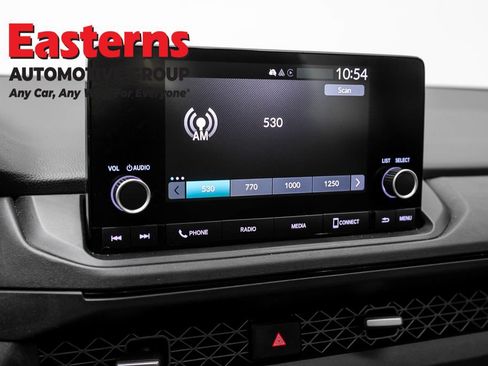 Used 2024 Honda Accord EX image 18