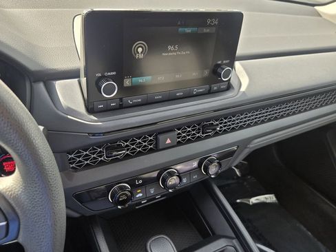 Used 2024 Honda Accord LX image 18