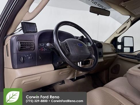 Used 2005 Ford F350 XLT image 9