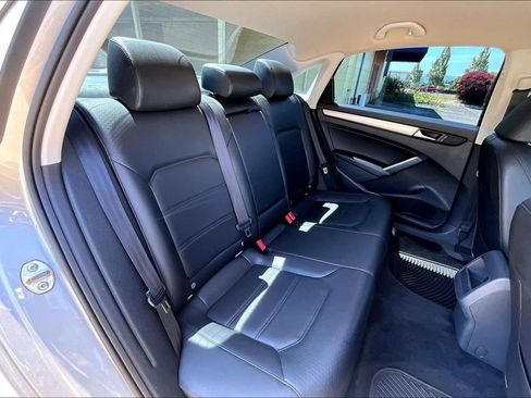 Used 2014 Volkswagen Passat 1.8T Wolfsburg Edition FWD image 20