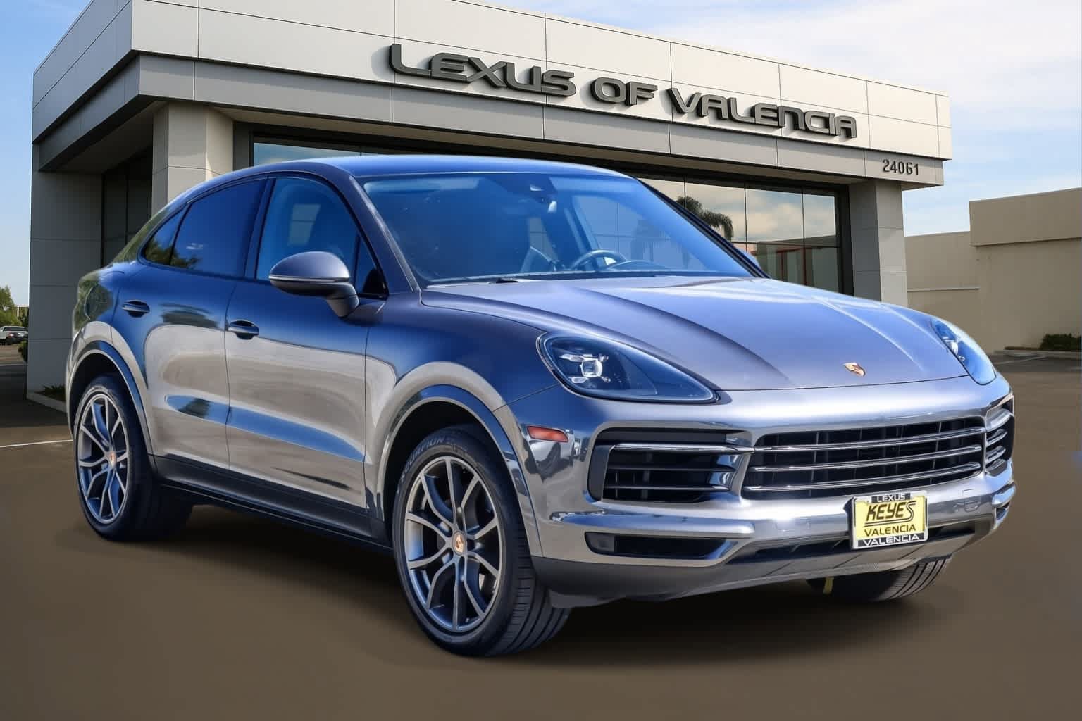 Used 2020 Porsche Cayenne AWD/4WD image 5