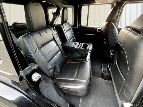 Used 2019 Jeep Wrangler Unlimited Sahara w/ Dual Top Group image 25