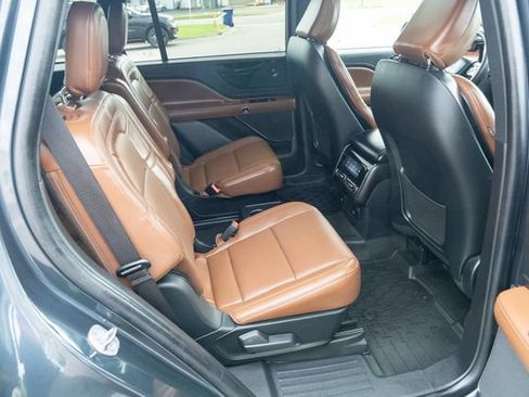 Used 2022 Lincoln Aviator Reserve w/ Elements Package Plus AWD/4WD image 42