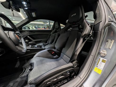 New 2026 Porsche 911 GT3 image 5
