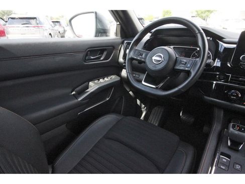 Certified 2025 Nissan Pathfinder Rock Creek AWD/4WD image 12