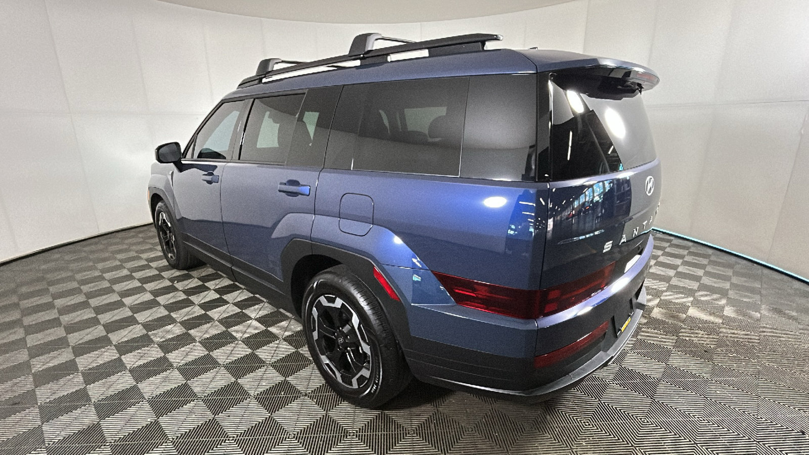 Used 2025 Hyundai Santa Fe SEL AWD/4WD image 5