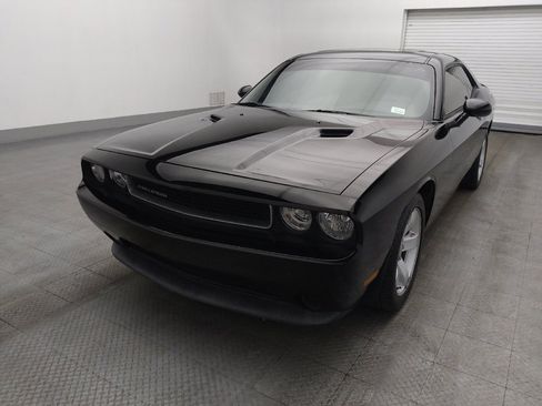 Used 2013 Dodge Challenger SXT image 15