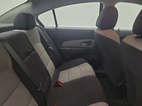 Used 2014 Chevrolet Cruze LS FWD image 19