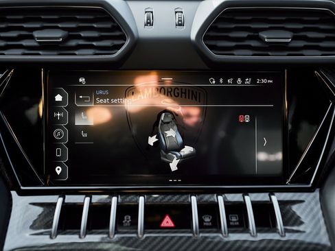 Used 2024 Lamborghini Urus Performante image 81