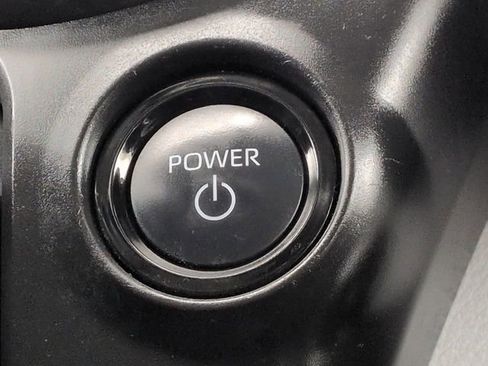 Certified 2025 Toyota Sienna XLE image 20