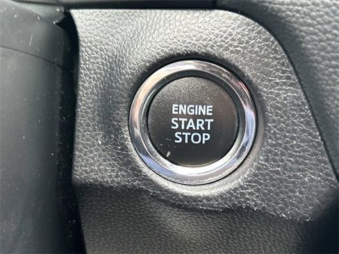 Used 2022 Toyota RAV4 XLE image 37