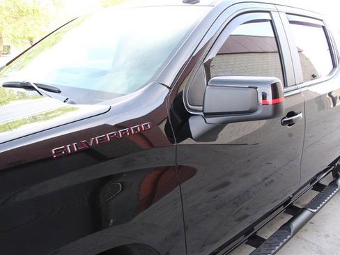 Used 2021 Chevrolet Silverado 1500 RST w/ Redline Edition AWD/4WD image 44