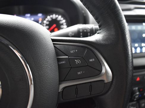 Used 2020 Jeep Renegade Limited w/ Trailer Tow Group image 15