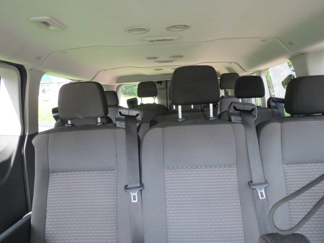 Used 2024 Ford Transit 350 XLT RWD image 15