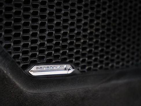 Used 2023 Lamborghini Huracan Tecnica image 20