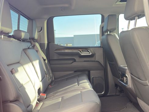 New 2025 GMC Sierra 1500 Elevation w/ Elevation Premium Package image 39