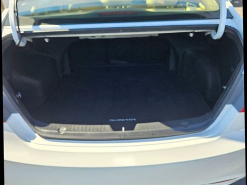 Used 2011 Hyundai Sonata Limited w/ Navigation Pkg 5 image 6