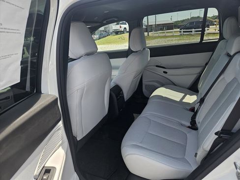 New 2026 Jeep Cherokee Laredo AWD/4WD image 11