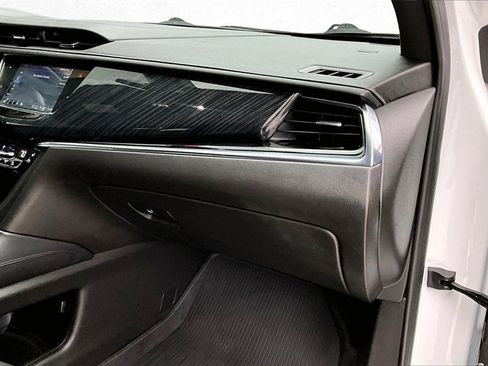 Used 2021 Cadillac XT6 Premium Luxury image 26