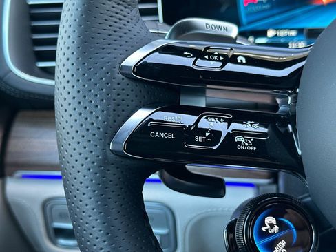 New 2026 Mercedes-Benz GLE 63 AMG S image 27