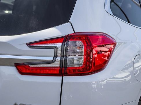 Used 2024 Subaru Ascent Touring AWD/4WD image 9