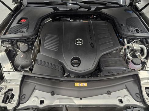 Used 2022 Mercedes-Benz E 450 4MATIC Sedan image 12
