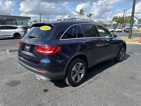 Used 2019 Mercedes-Benz GLC 300 4MATIC image 9