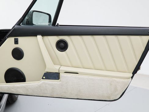 Used 1989 Porsche 911 Turbo RWD image 38