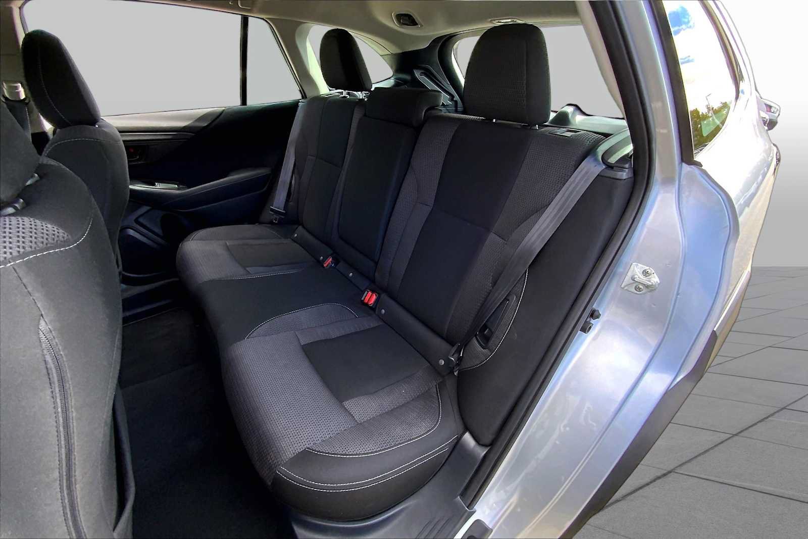 Used 2024 Subaru Outback AWD/4WD image 20