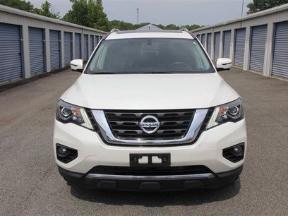 Used 2018 Nissan Pathfinder SL w/ SL Premium Package