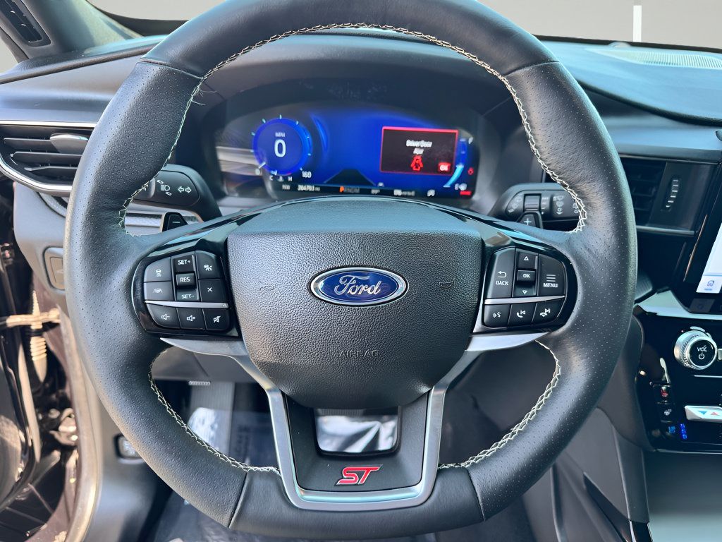 Used 2023 Ford Explorer ST w/ Equipment Group 401A AWD/4WD image 13
