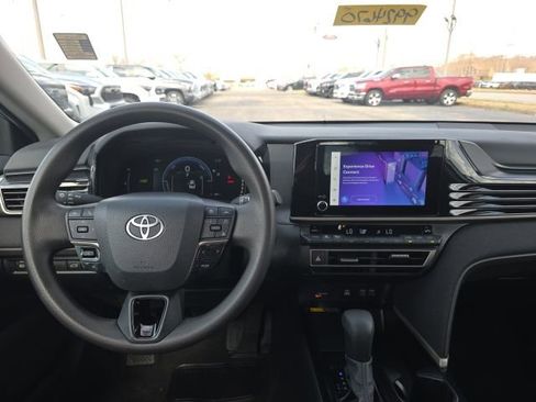 Certified 2025 Toyota Camry LE image 11