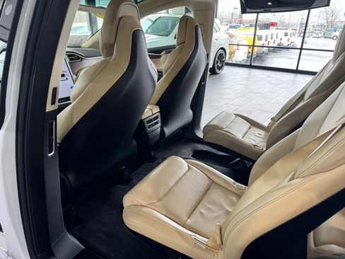 Used 2017 Tesla Model X 100D image 22