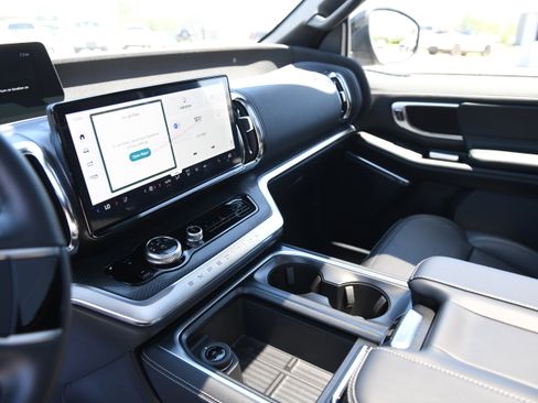 New 2026 Ford Expedition Platinum AWD/4WD image 14