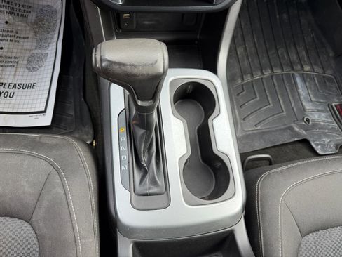 Used 2016 Chevrolet Colorado LT w/ LT Convenience Package image 24