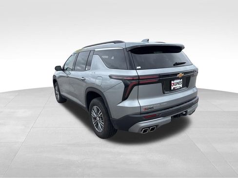 Used 2025 Chevrolet Traverse LT AWD/4WD image 7