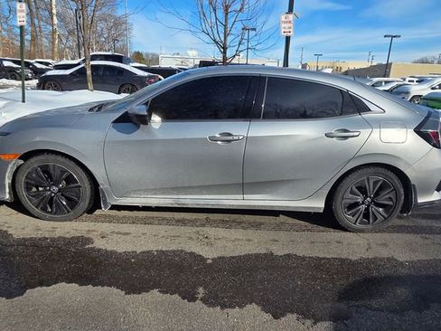 Used 2019 Honda Civic EX image 1