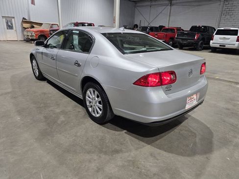 Used 2011 Buick Lucerne CX FWD image 8