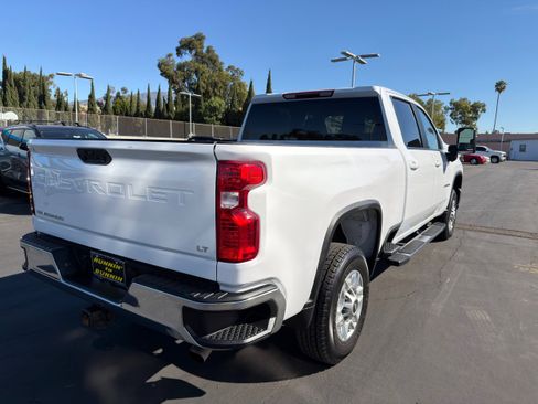 Used 2025 Chevrolet Silverado 2500 LT w/ Convenience Package AWD/4WD image 8