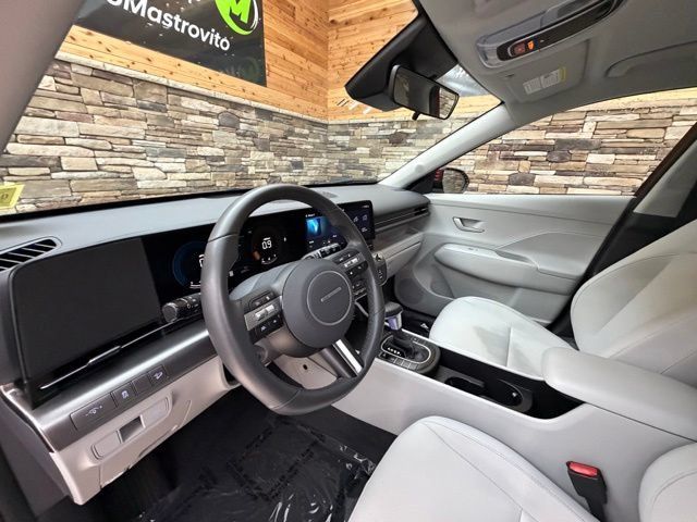 Certified 2024 Hyundai Kona SEL AWD/4WD image 12