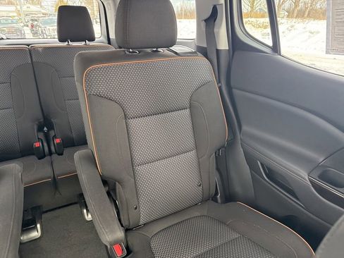 Used 2023 GMC Acadia AT4 w/ Trailering Package image 16