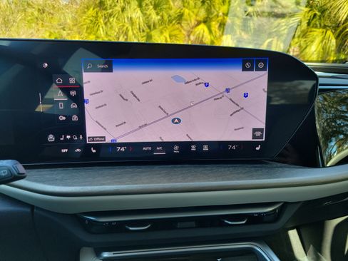 Used 2025 Audi Q5 Premium w/ Convenience Package image 21