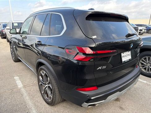 Used 2024 BMW X5 sDrive40i w/ Premium Package RWD image 3