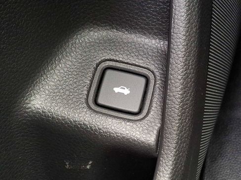 Used 2019 Honda Accord Sport image 25