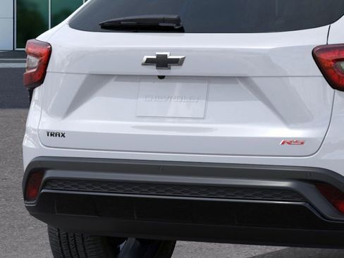 New 2026 Chevrolet Trax RS w/ Sunroof Package image 14