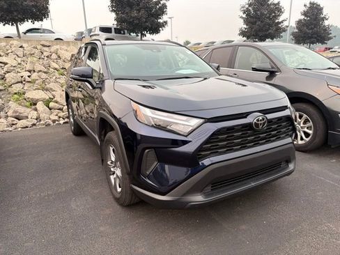 Used 2024 Toyota RAV4 XLE AWD/4WD image 3