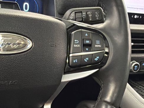 Used 2025 Ford Explorer Platinum w/ Ultimate Package AWD/4WD image 24
