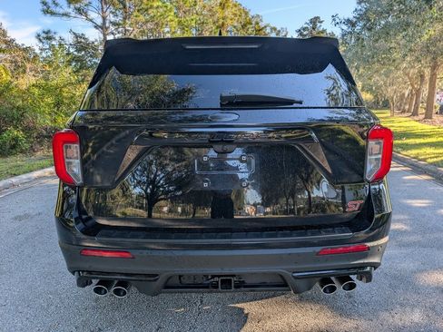 Used 2024 Ford Explorer ST w/ Equipment Group 401A image 7