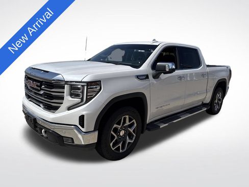 Used 2024 GMC Sierra 1500 SLT AWD/4WD image 1