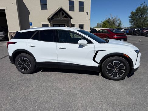 Used 2024 Chevrolet Blazer EV LT AWD/4WD image 8
